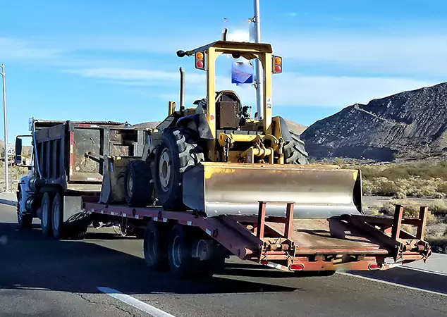 Why Choose Massachusetts Hauling Pros Over Other Heavy Equipment Shipping Companies?